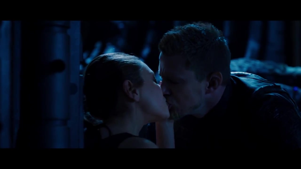 Teaser Trailer: Jupiter Ascending