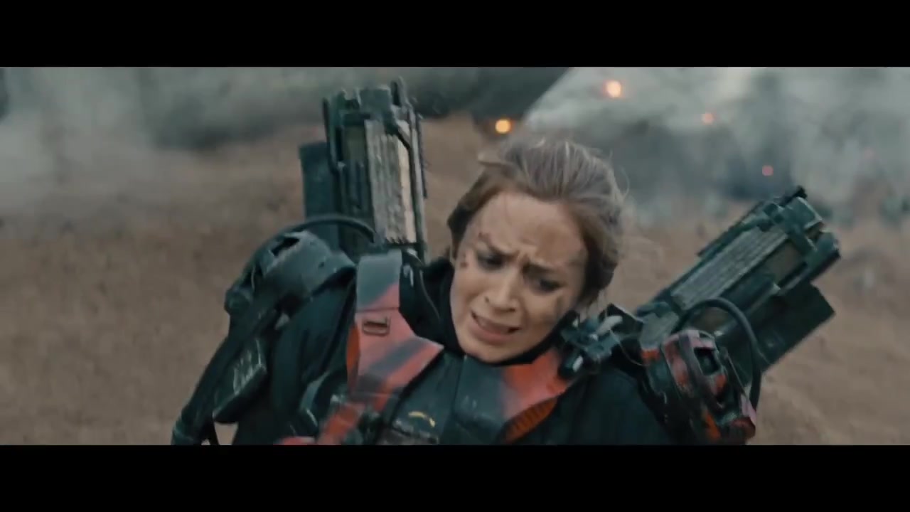 Tom Cruise and Emily Blunt take you to the &#039;Edge of Tomorrow&#039; with a new featurette