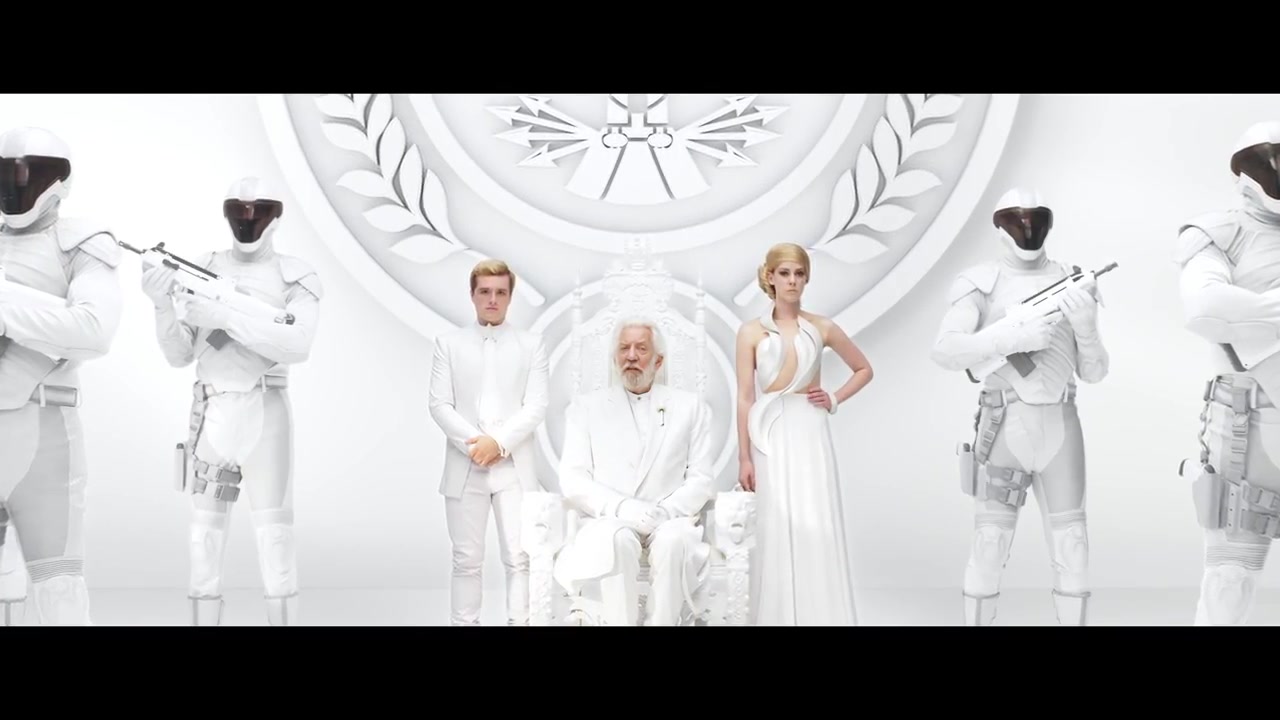 The Hunger Games: Mockingjay, Part 1: President Snow&#039;s Panem
