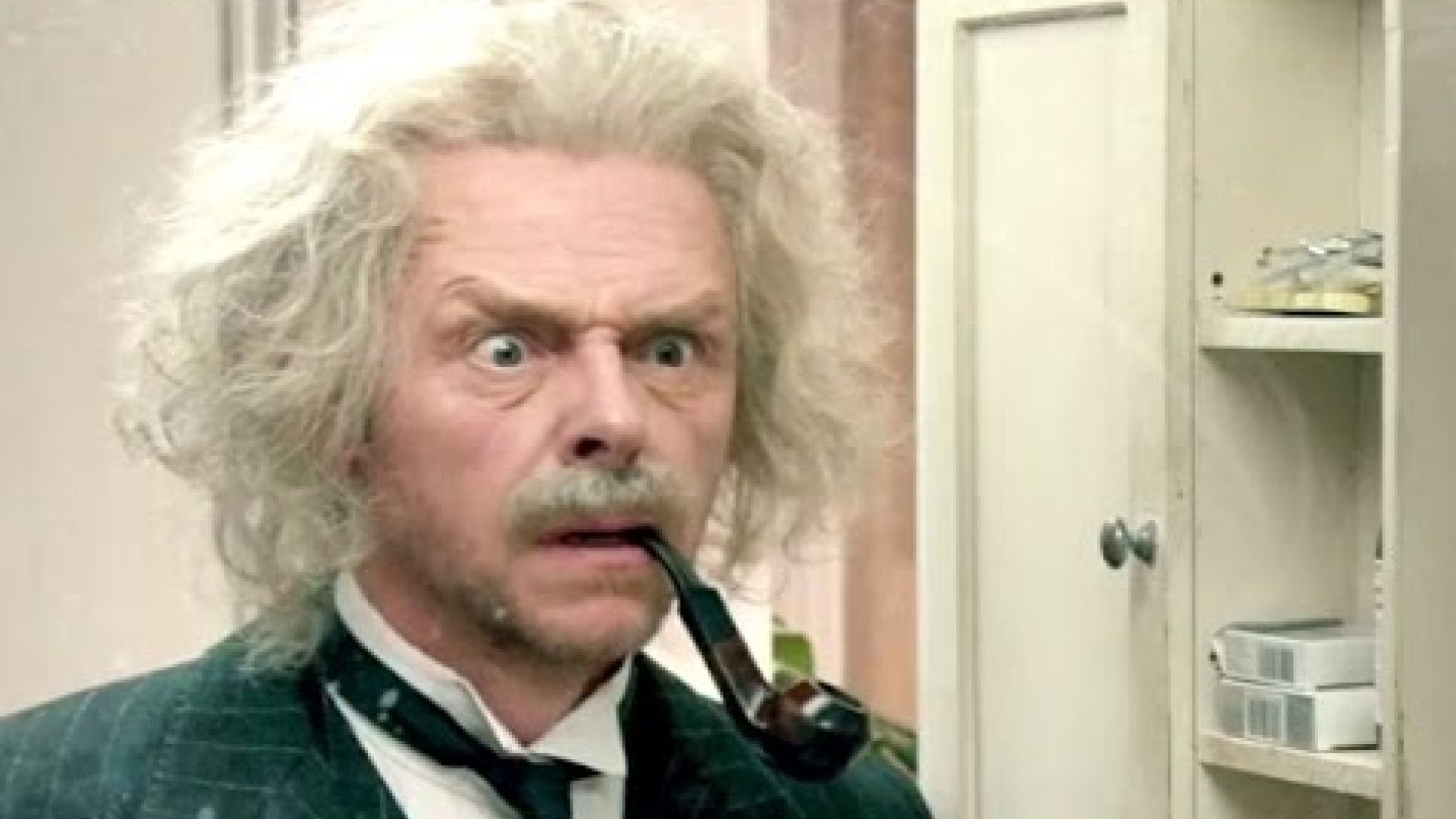 Simon Pegg's Life Gets Extraordinary in 'Absolutely Anything