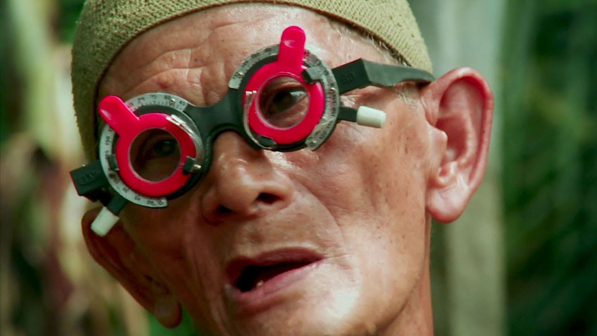 Must-see follow-up doc to Joshua Oppenheimer’s The Act of Killing, The Look of Silence trailer