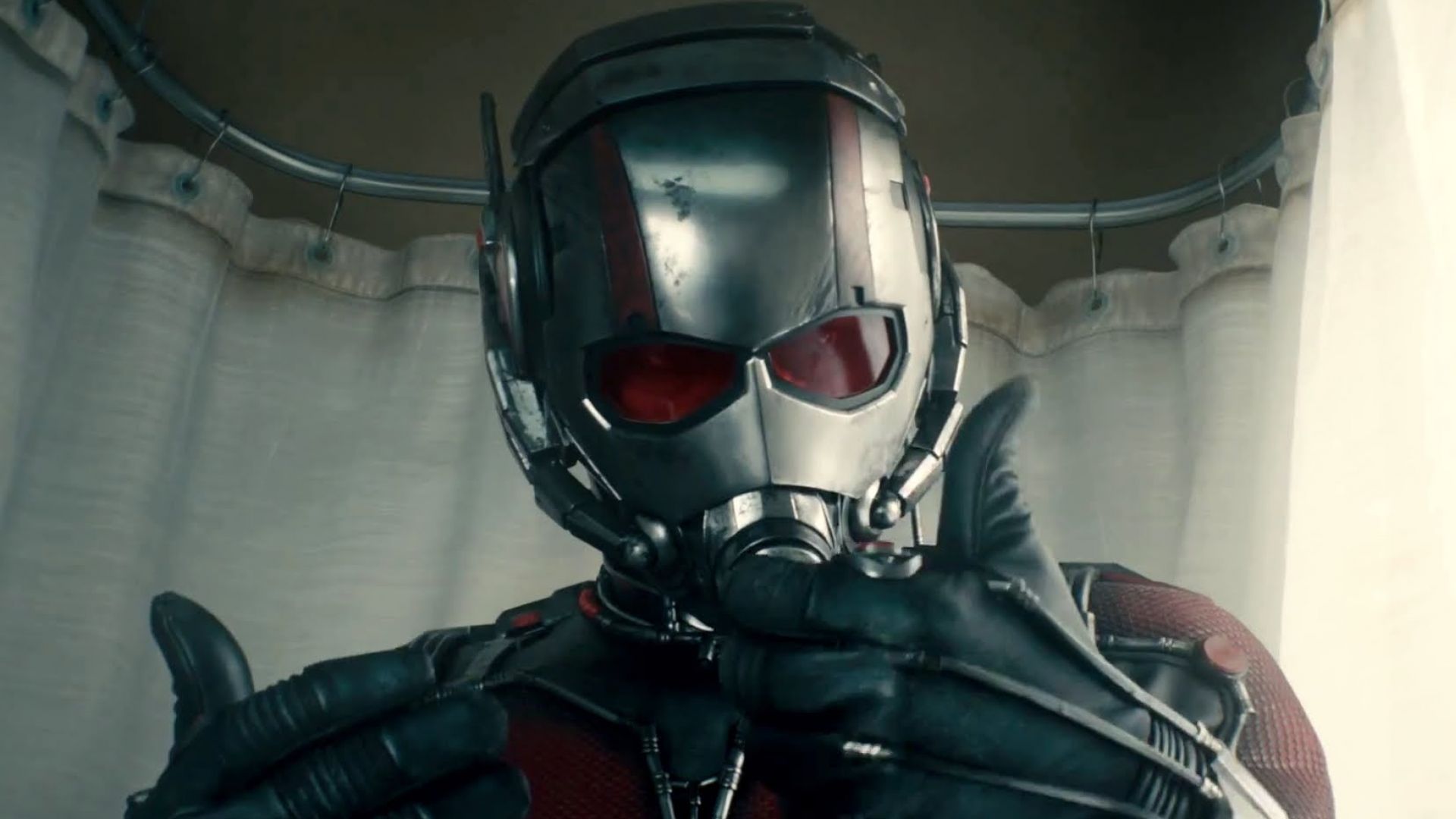 Paul Rudd Gives Shrinking A Try in New &#039;Ant-Man&#039; Clip