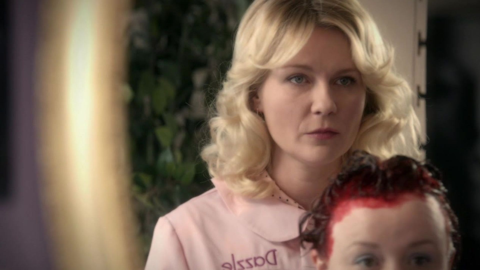 Kirsten Dunst featured in Fargo Season 2 &#039;Curl Up N&#039; Dye&#039; te