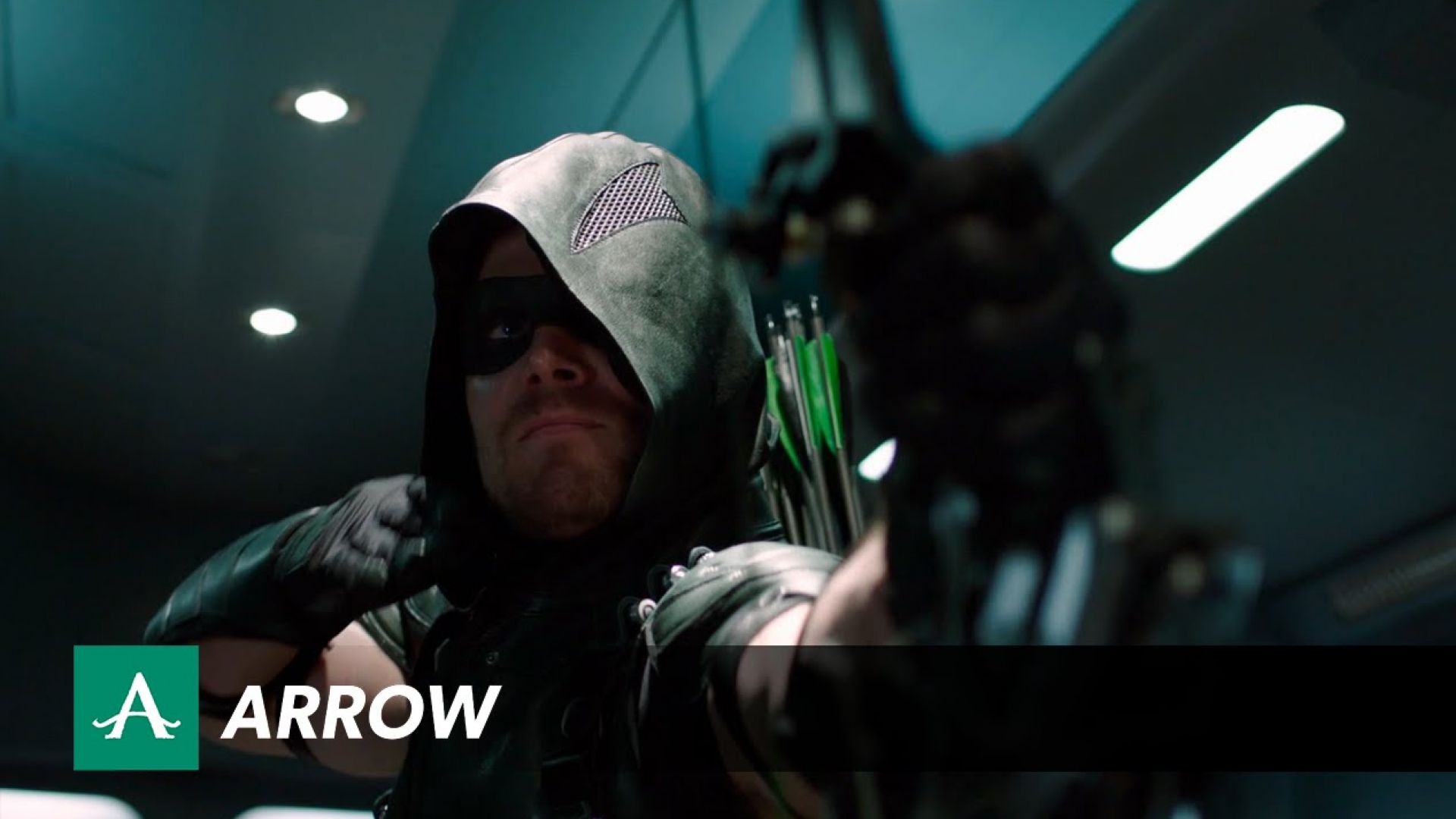 Embrace Darkness - Extended Arrow Season 4 Spot. Returns Oct