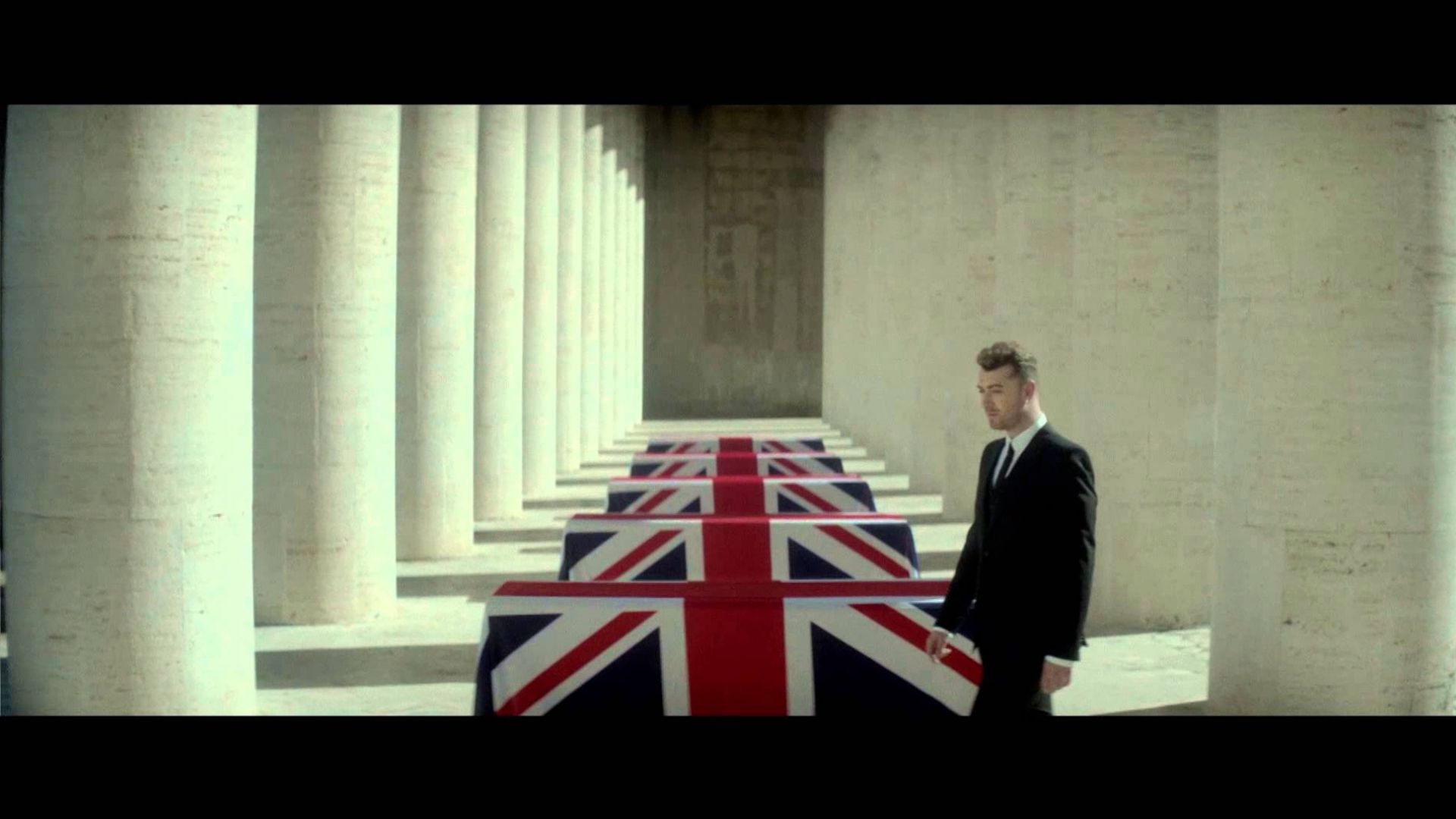 Sam Smith&#039;s &#039;Writing&#039;s on the Wall&#039; Music Video