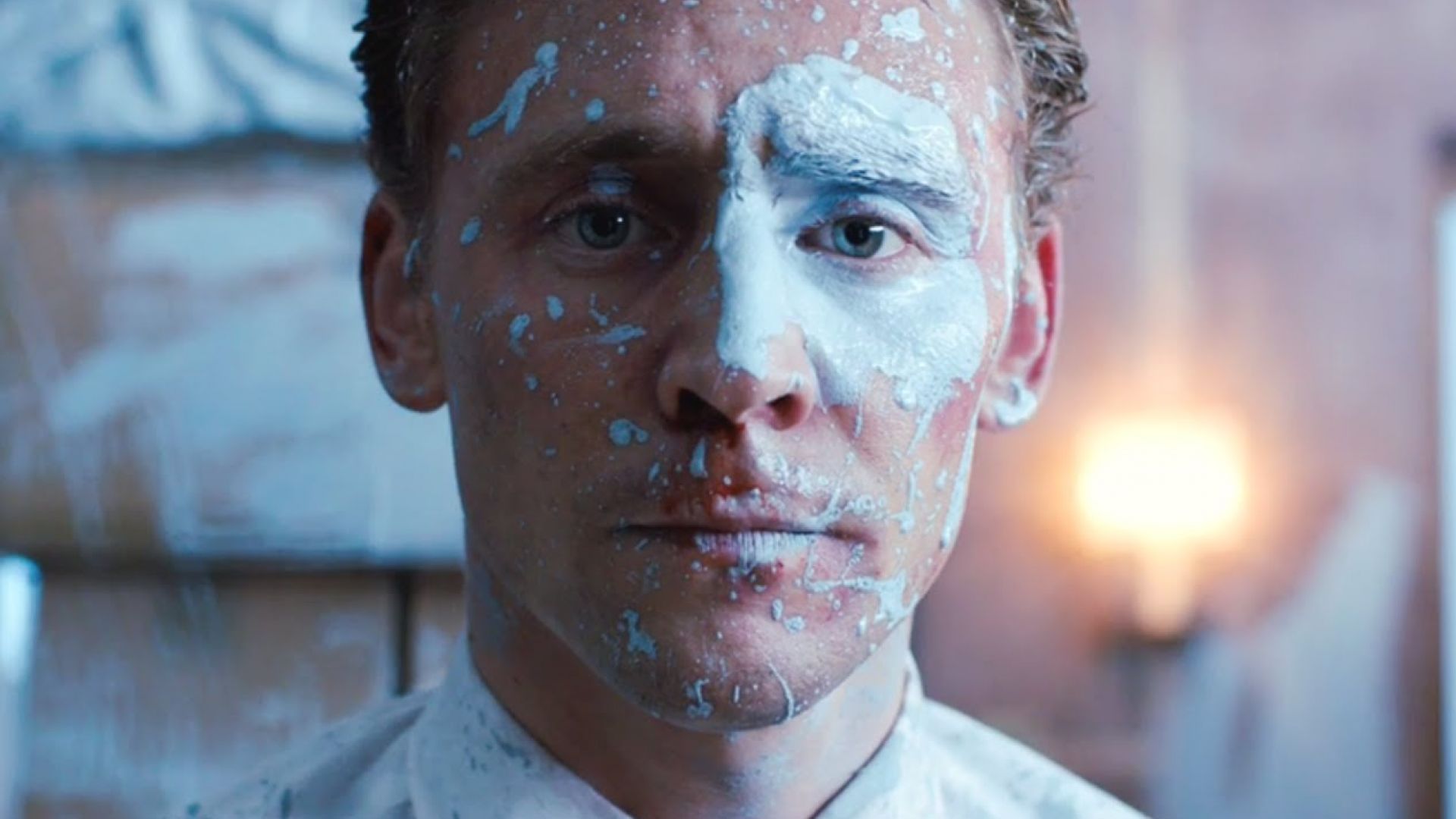 High-Rise Official Trailer #2 (Tom Hiddleston, Jeremy Irons,
