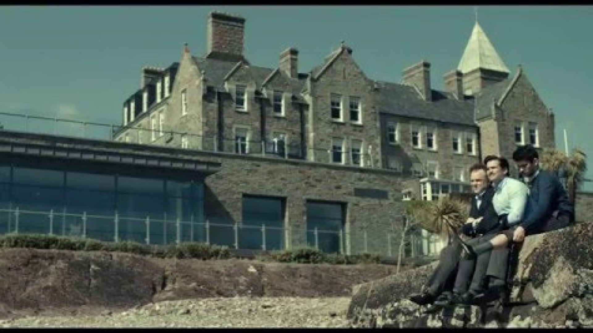 US trailer for &#039;The Lobster&#039;. Rachel Weisz, Colin Farrell, L