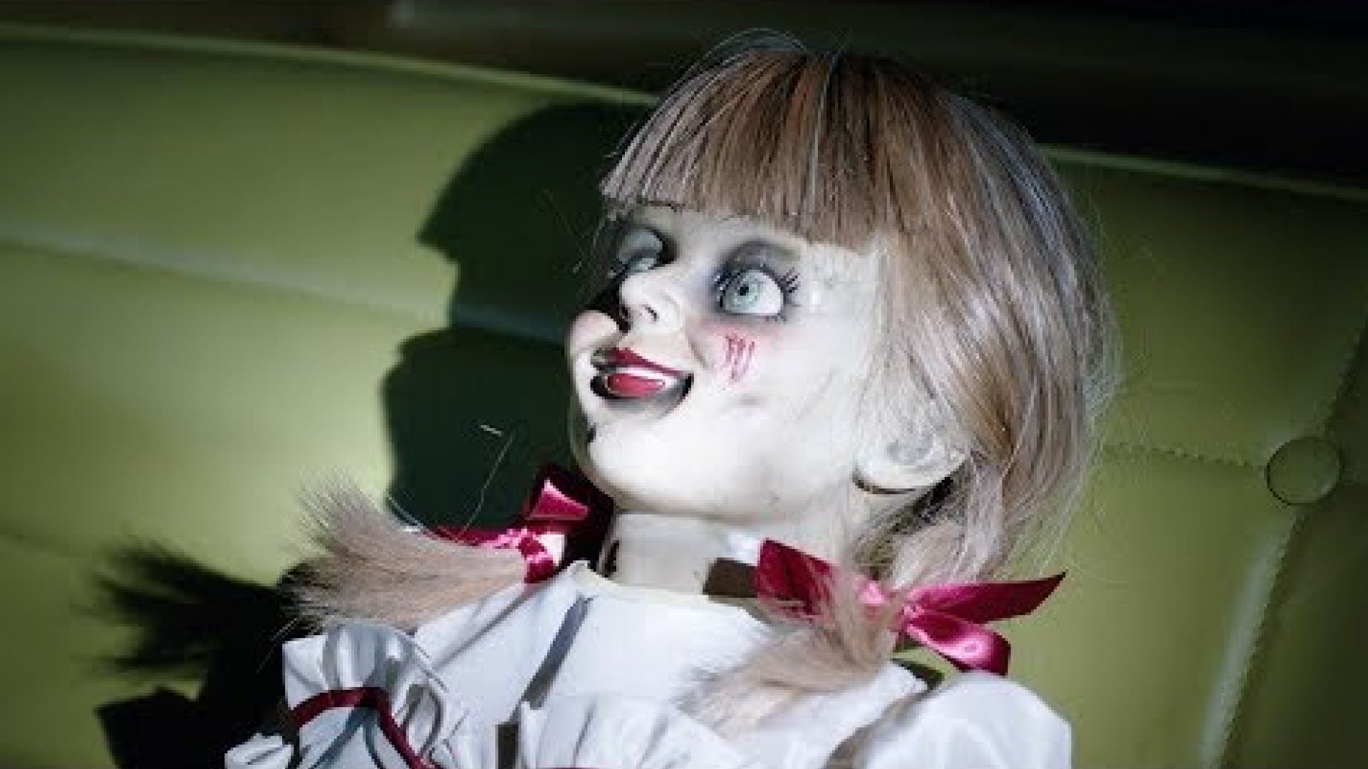 &#039;Annabelle Comes Home&#039; Trailer
